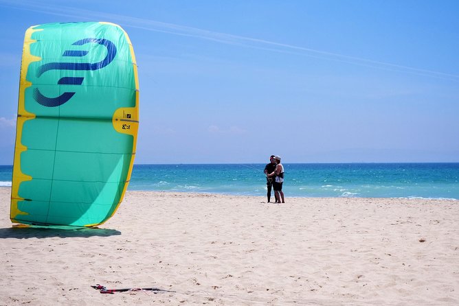 Private kiteboarding lessons in Tarifa (adapted to every level) - Equipment is included, which simplifies the day