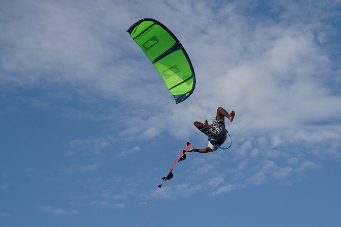 Private Kitesurfing Lessons @ Playa Salinas - What you need to bring yourself