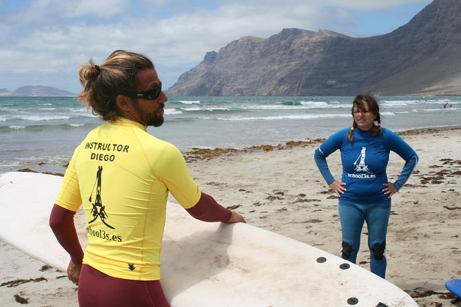 Private Surfing Lesson in Famara - Who should book this lesson?