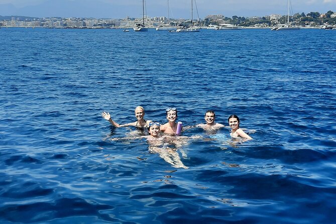 Private tour on a sailboat Swim and stand up paddle Antibes cape - Choosing between Billionaires Bay and La Garoupe