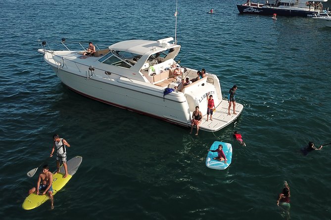 Private Yacht Cruise 4 Hour- Snorkeling & Paddle Boarding - The food and open bar shape the experience