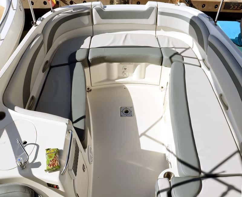 Puerto Banús: Floky Boat Cruise with Snorkeling & Paddle SUP - A Captain Who Makes the Day Easier