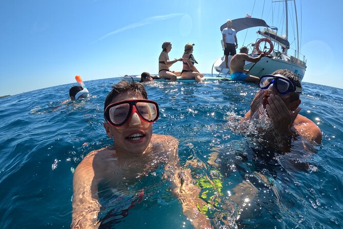 Pula Private Sailing Tour: 4-Hour Customizable Sail, Snorkel, SUP - Sailing toward the Brijuni coast