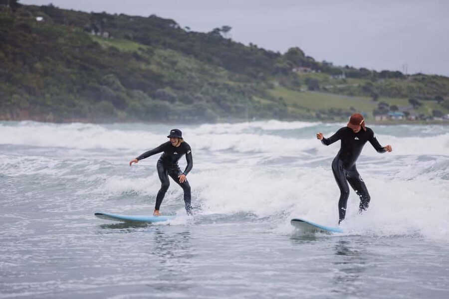 Raglan: 2 Day Surf Lesson Package - Key points at a glance