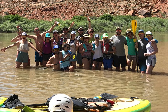 Rappelling and Stand Up Paddleboarding Combo - Hiking through the sandstone canyons