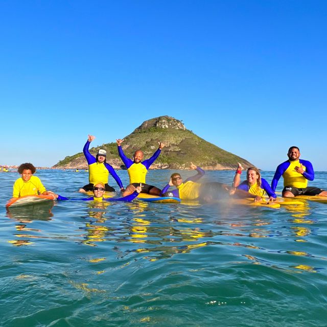 Rio de Janeiro: Surflessons and surfcoach. - The CADES headquarters and included facilities