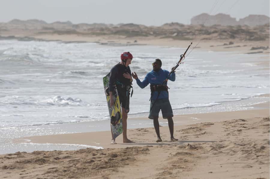 Sal: Kitesurfing Lessons - The four-lesson path toward riding a board