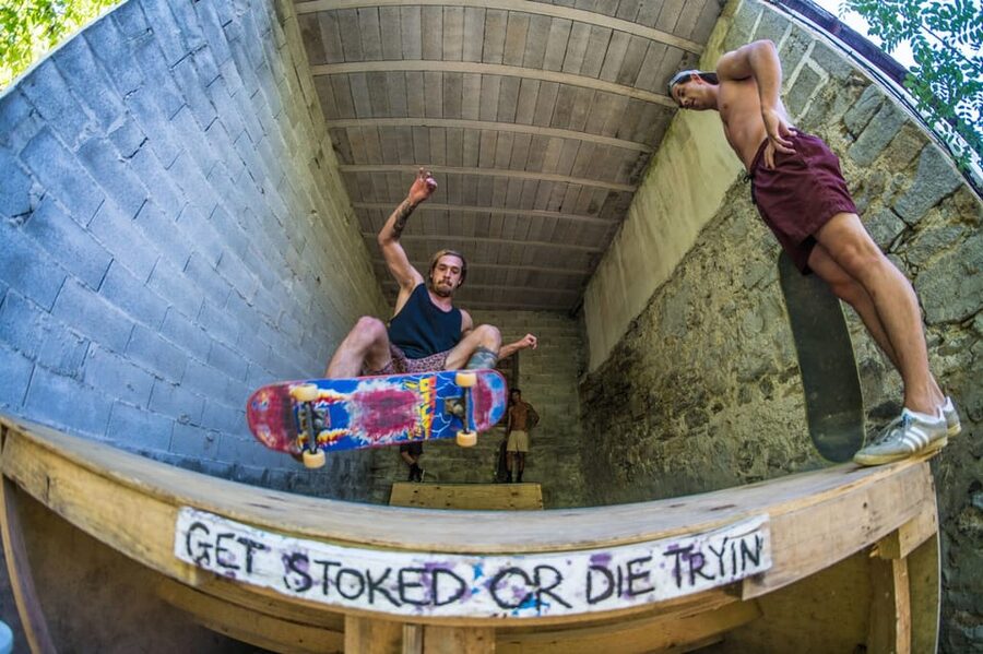 San Sebastian: Surf & Party Hostel - Why Zarautz is the surf center of the trip