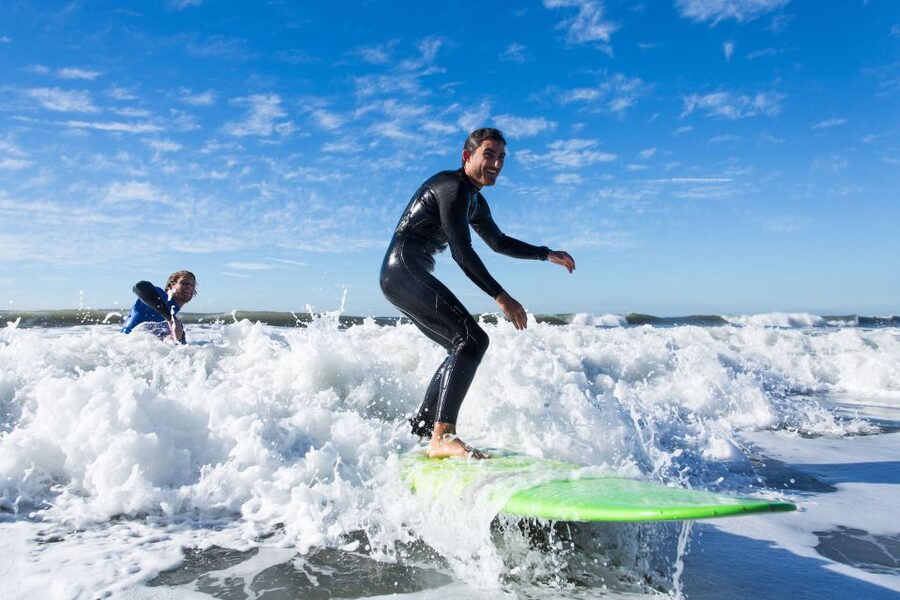 Santa Barbara: 1.5-Hour Private Beginner's Surf Lesson - Entering the Water and Catching Waves