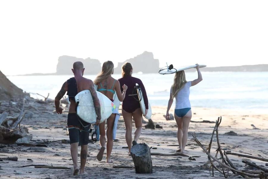 Santa Monica: Group Surf Lesson - Why the small group size matters