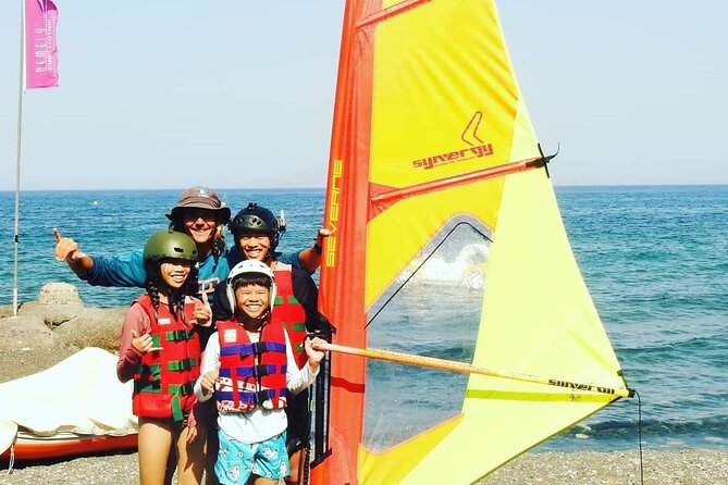 Santorini Windsurfing lessons - Why a four-person group matters