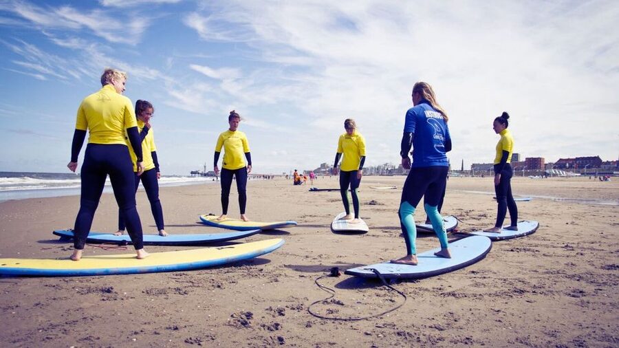 Scheveningen Full-day Surfing lessons with Lunch - Starting the day at Aloha Surfschool in Scheveningen