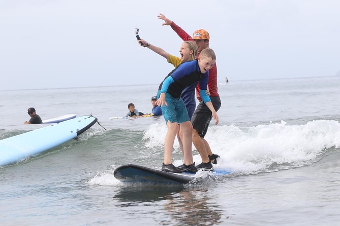 Semi-Private Surf Lesson at Kalama Park in Kihei - The first 10 to 15 minutes: safety and surf basics
