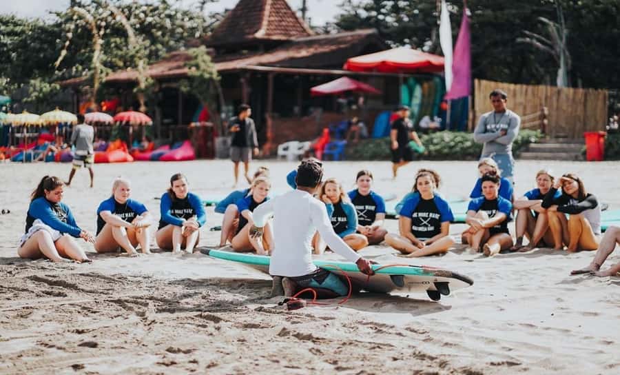 Seminyak: Surf Lesson for all Levels (Small Groups/Private) - Starting with the right surf lesson for your level