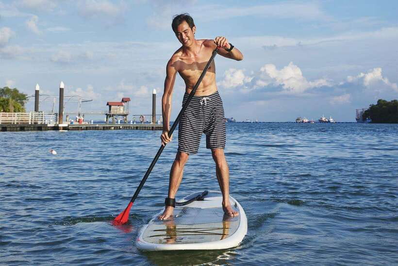 Singapore: Stand up Paddle board - Ola Beach Club Ticket - Getting set with the board, paddle, and lifejacket