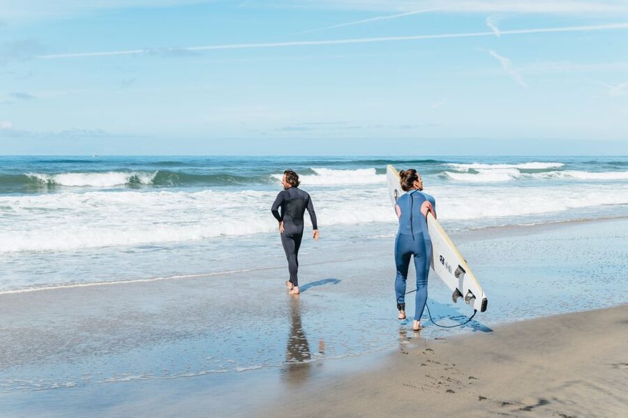 Solana Beach: Private Surf Lesson with Board and Wetsuit - Equipment included, extras left to you