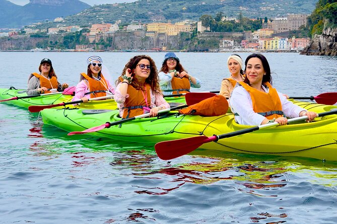 Sorrento Coastline Kayak Tour and Free 1h Stand Up Paddleboarding - Key points to know before you book