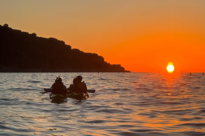 Sorrento Coastline Kayak Tour and Free 1h Stand Up Paddleboarding - The extra hour of stand up paddleboarding