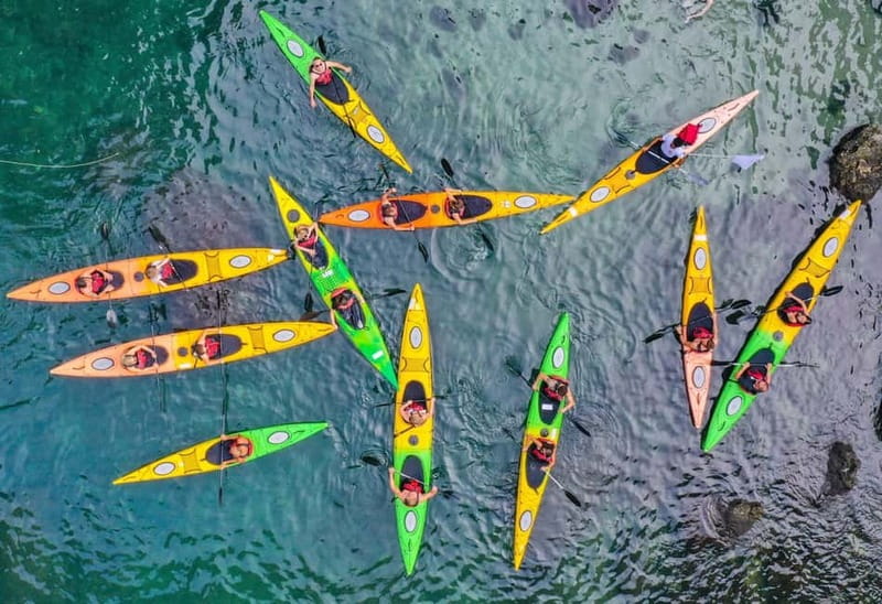 Sorrento: Guided Kayak Tour + Free 1h Paddleboarding - Paddling toward Queen Giovanna’s Baths