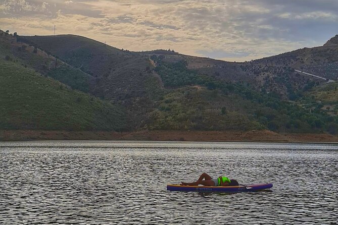 Stand Up Paddle Experience at Lagos do Sabor - Birdwatching without leaving the board
