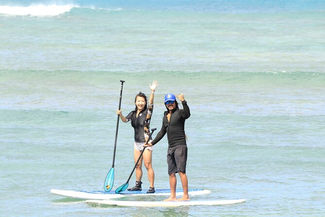 Stand Up Paddle Open Group Lesson with Waikiki Courtesy Shuttle - Meeting your instructor before entering the water