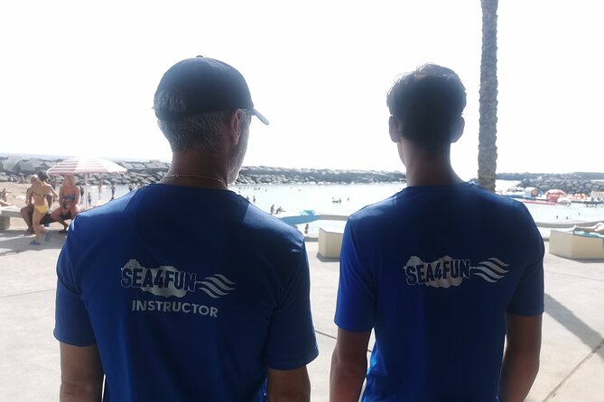 Stand Up Paddle Private Lesson in Calheta Beach - Getting set up with the right equipment