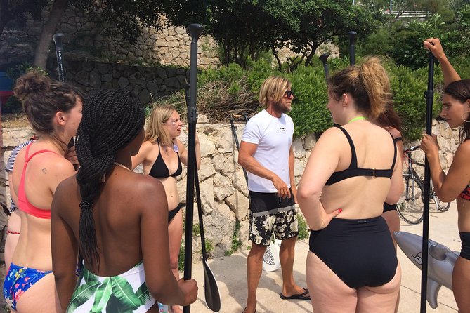 Stand Up Paddle school - learn to SUP and make your first SUP tour - Getting upright on a stable board