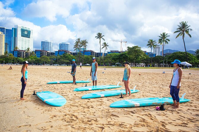 Stand-Up Paddle Yoga - The 75-minute class, from breath work to Savasana