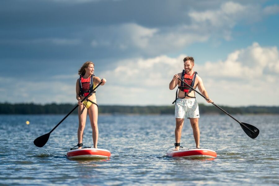 Stockholm: City Highlights Self-Guided SUP Tour - The first stretch around Långholmen