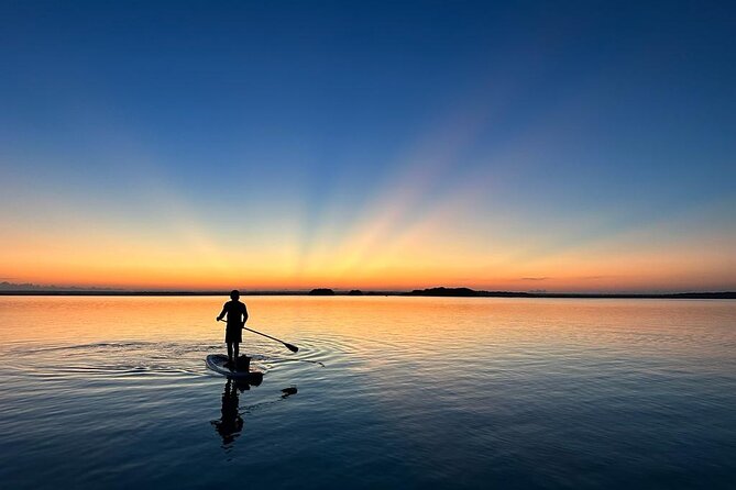 Sunrise on Paddleboard with breakfast in the lagoon of 7 colors - Why sunrise is the right time on Bacalar’s lagoon