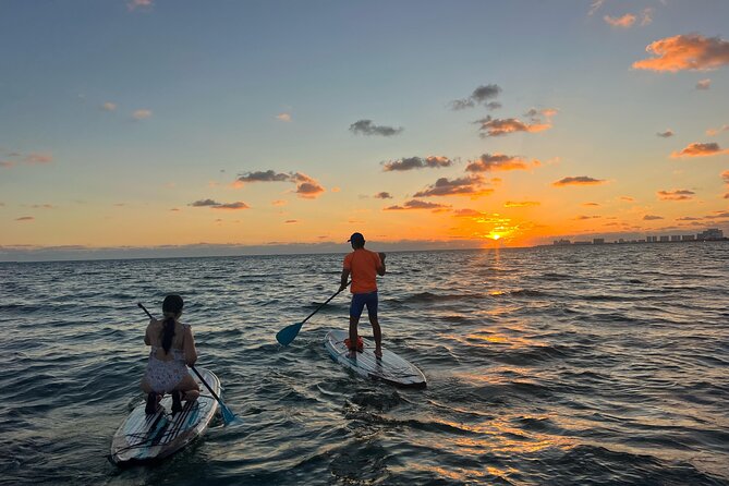 Sunrise Stand Up Paddle activity on a privileged beach. - Fitness, weight, and practical limits