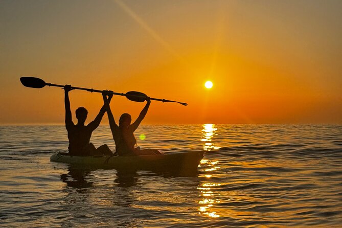 Sunset kayak/Sup tour - Lukova caves and Secret beaches - What the Lukova sunset kayak tour is really like