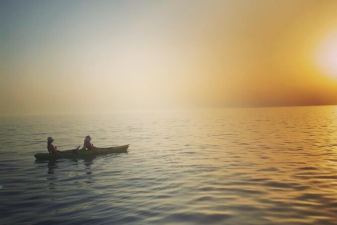 Sunset kayak/Sup tour - Lukova caves and Secret beaches - The return paddle to Shpella Lukove