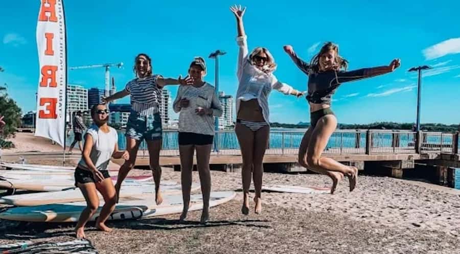 Sunshine Coast: Stand-Up Paddleboard Rental & Lesson - Starting with a beach lesson and the right stance