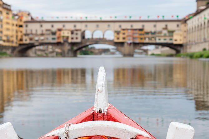 SUP at Ponte Vecchio with a Floating Drink - Florence Paddleboarding - Palazzo Corsini and the quieter side of Florence