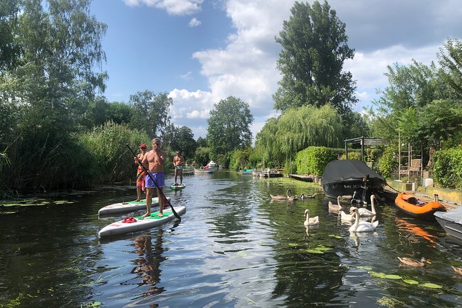 SUP Stand Up Paddle Tour in Berlin with Guide - The first lesson: getting comfortable on the board