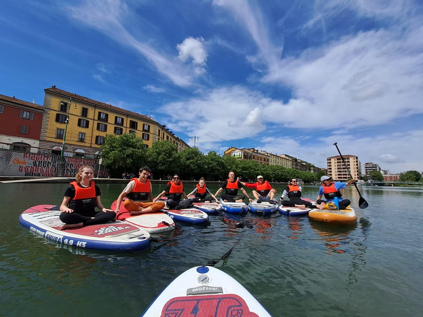 SUPMindfulness on Navigli: wellness experience in Milan - Finding your balance on a SUP board