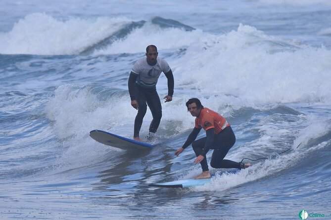 Surf class in Famara 9:15-12:00 or 11:45-14:30 (2h class) - Price and what the $60.49 covers
