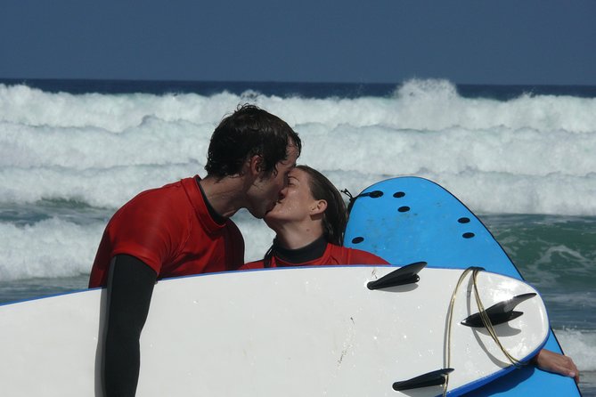 Surf class in Famara 9:15-12:00 or 11:45-14:30 (2h class) - The 11:45 meeting time and the 12:30 lesson