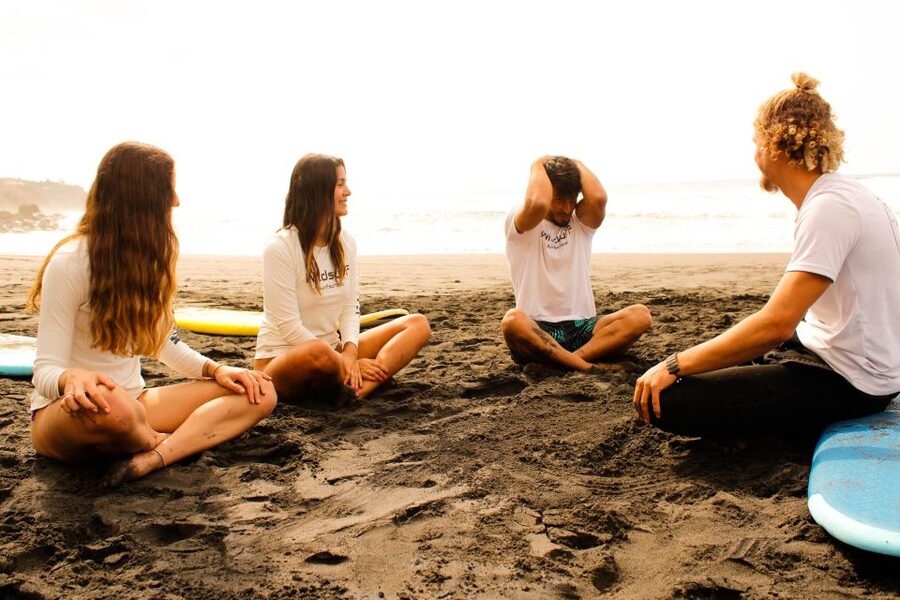 Surf class in Tenerife South - Lessons for couples, families, and solo surfers