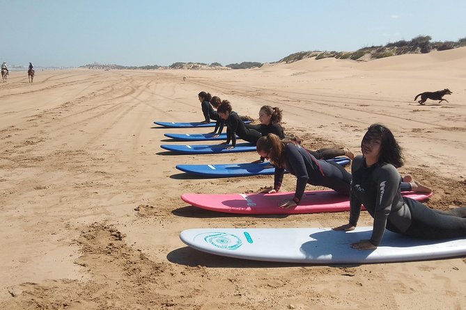 Surf day trip in uncrowded spots - Taking a real lunch break