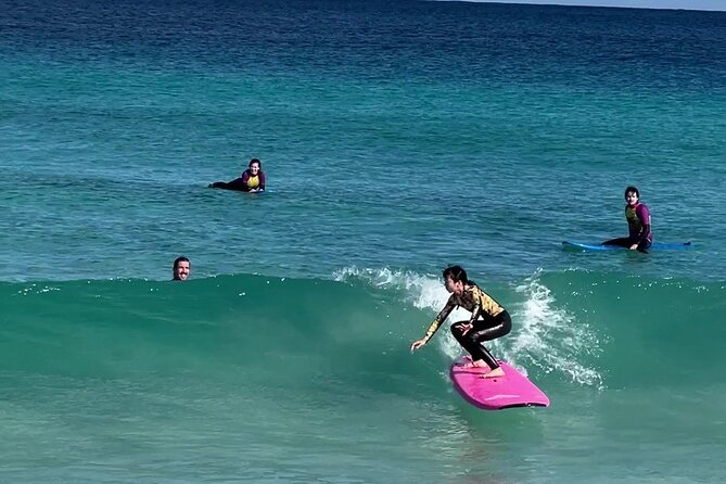 Surf Experience in Cotillo - Boards, wetsuits, and comfort between attempts