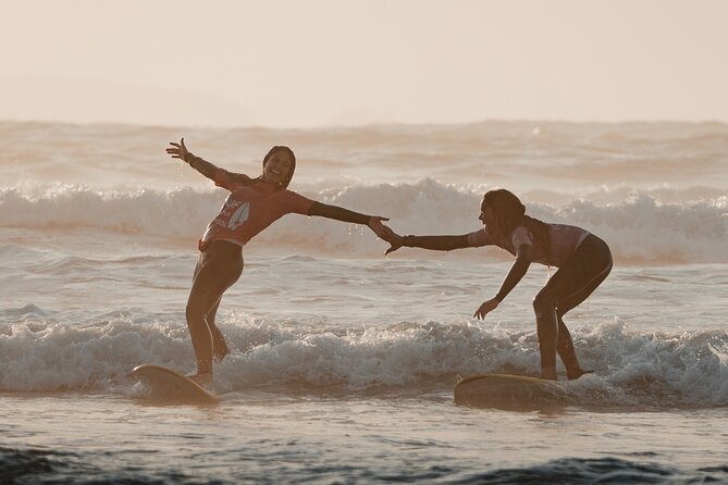 Surf Experience in Peniche - Meeting the instructor and collecting your equipment
