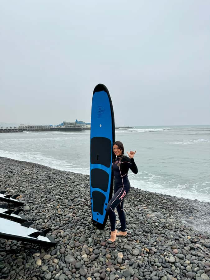 Surf experience Peru - The First Minutes: Board, Wetsuit, and Shore Practice