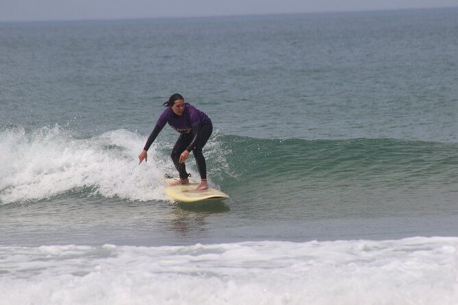 Surf Experience with Transfer to Matosinhos - All Levels - From Praça de Carlos Alberto to the Matosinhos shore