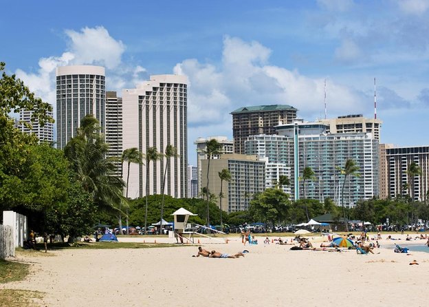 Surf HNL: Ala Moana Surf Lessons!!! - Why Ala Moana works for first-time surfers