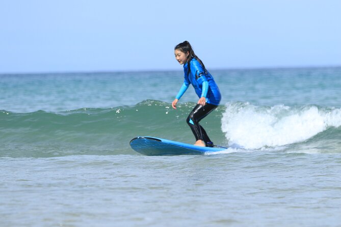 Surf Lesson - Starting at Carcavelos instead of a complicated surf camp