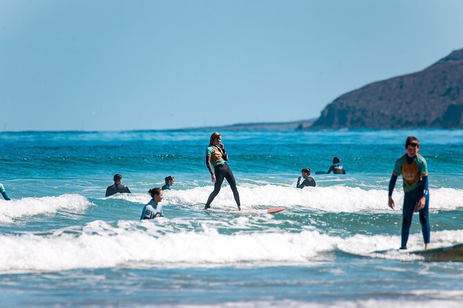 Surf Lesson for Beginners in Famara: Introduction in Surfing - The skills you take away from Famara