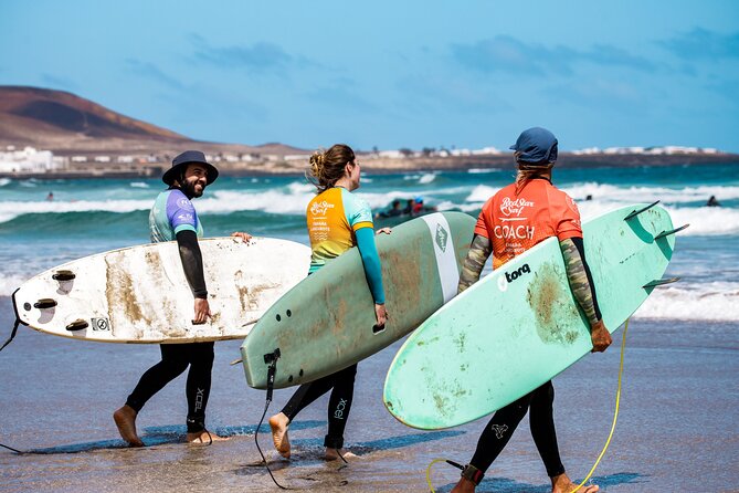 Surf Lesson for Beginners in Famara: Introduction in Surfing - The price and what it covers