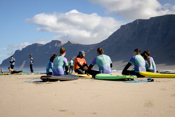 Surf Lesson for Beginners in Famara: Introduction in Surfing - Booking, cancellation, and useful planning advice